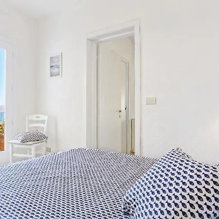 Rosa Dei Venti アパート カポリーヴェリ